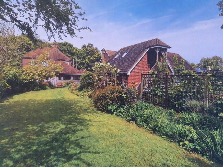 Nature Charm & Fruit Delights, Multi-Generation Celebratory Home -Try, Relax, Repeat - Sellindge Ashford  Kültér fotó